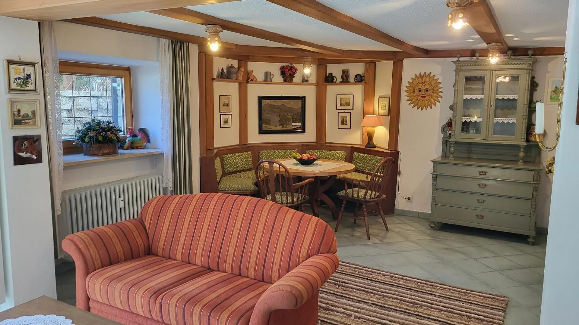 Grosse Wohnung Mit Garten Und Bergblick Rotta