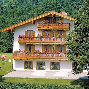 Pfatischer Hotel